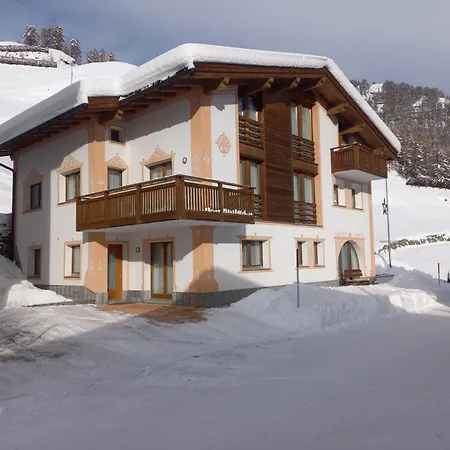 Apartamento Chasa Larets *